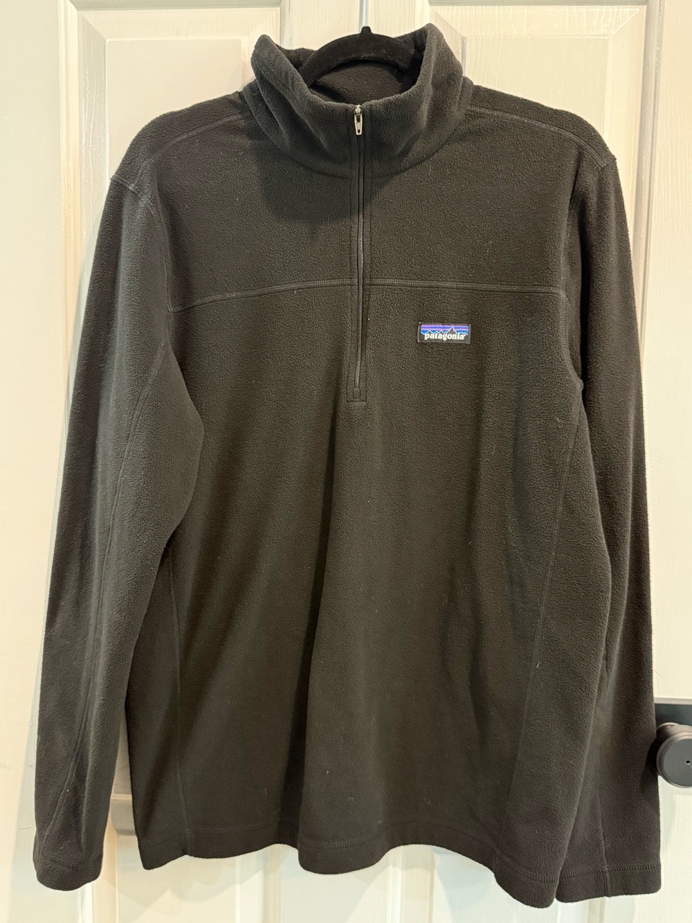 Patagonia Black Half-Zip Fleece Pullover